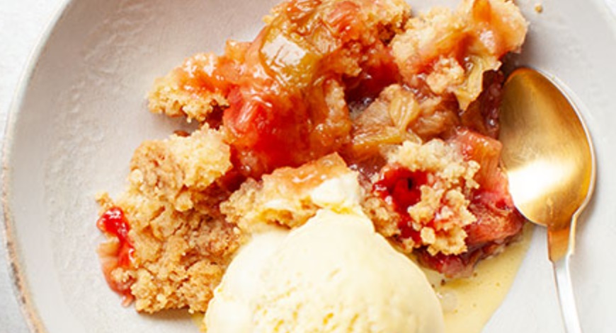 Rhubarb with crumble