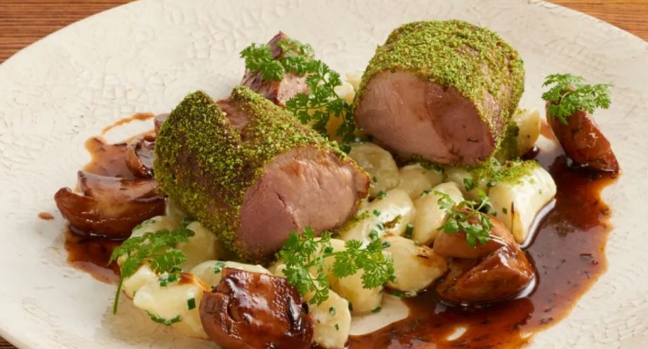 Comber of Roe Deer in Herb Crust